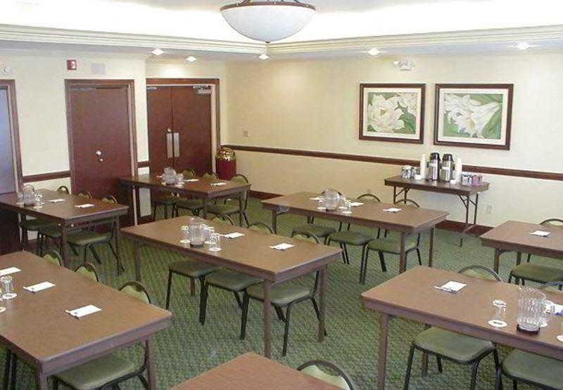 Fairfield Inn & Suites Батлер Удобства фото